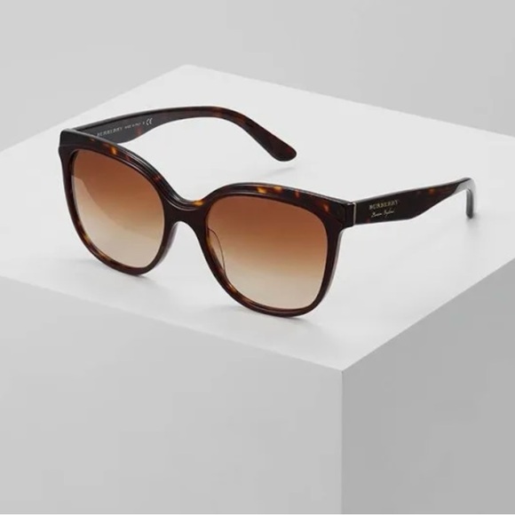 NWT Authentic Burberry Butterfly Sunglasses - Picture 1 of 12